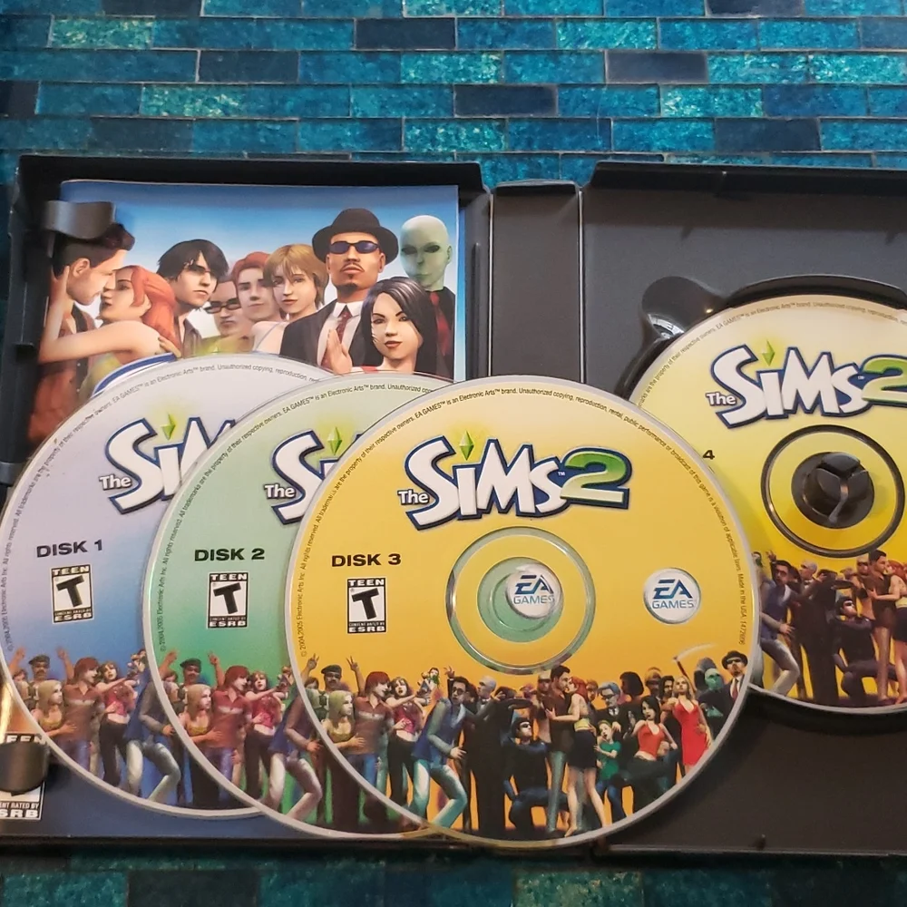 SIMS 2 (PC) - Base Game Plus 2 Expansions (Celebration Stuff & Nightlife)